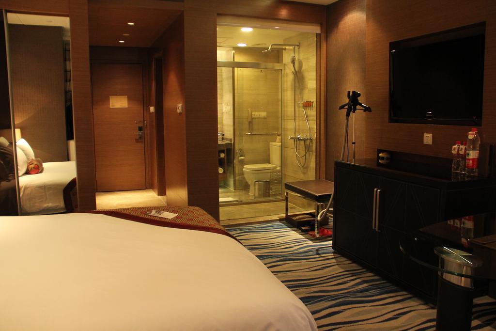 Brigh Radiance Hotel Yantai Exterior photo