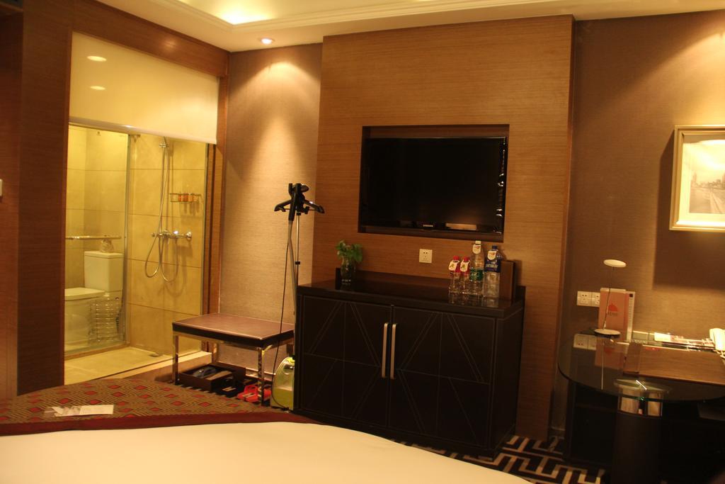 Brigh Radiance Hotel Yantai Exterior photo