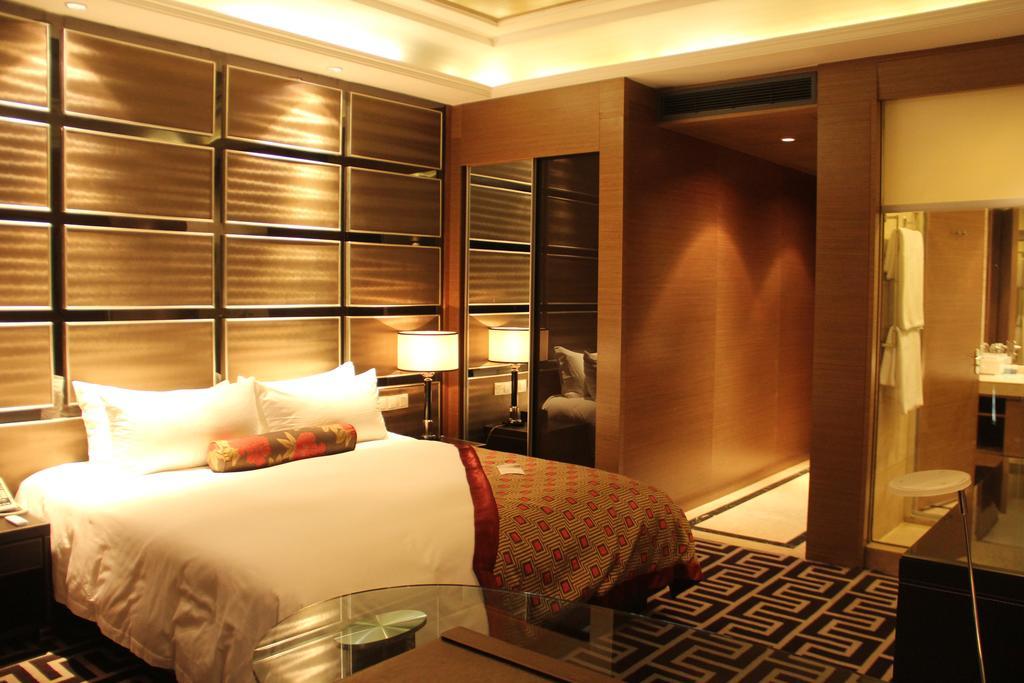 Brigh Radiance Hotel Yantai Exterior photo