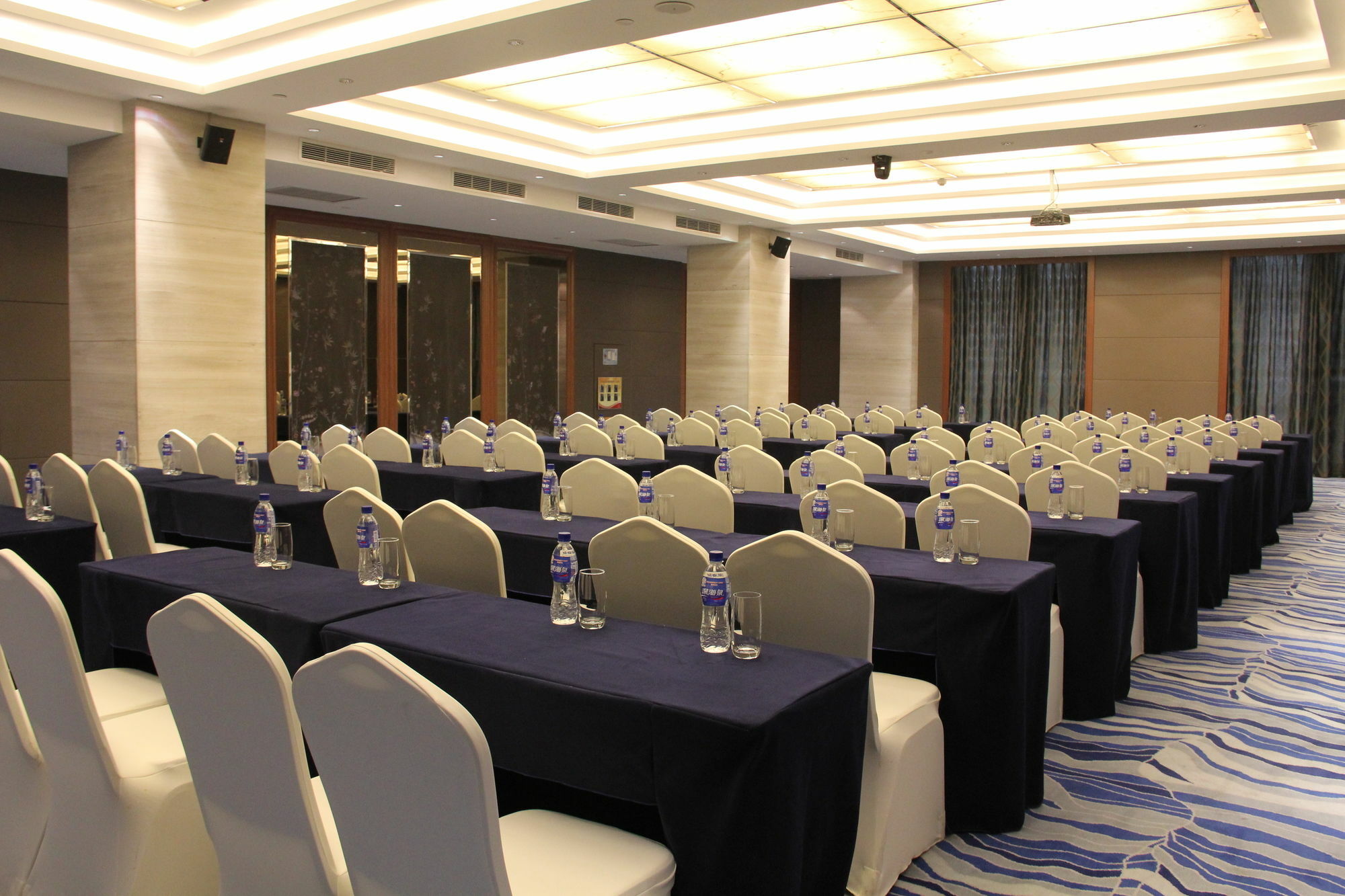 Brigh Radiance Hotel Yantai Exterior photo